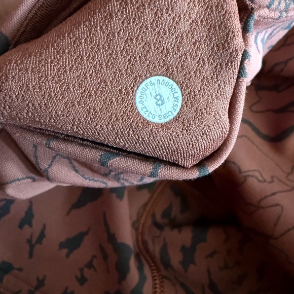 Lululemon Flare Patterned Leggings - Picture 6 of 10